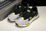 NB 992 'Black Grey Volt'