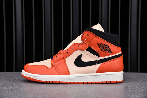 AJ1 Retro Mid SE ‘Team Orange’